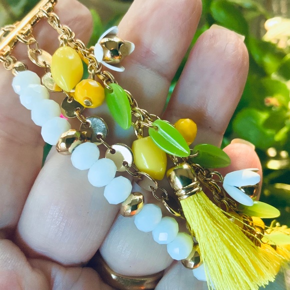 LILLY PULITZER BRACELET- YELLOW LEMMON TASSEL⭐️Fun 3 Strand Beaded Chain - Picture 3 of 7